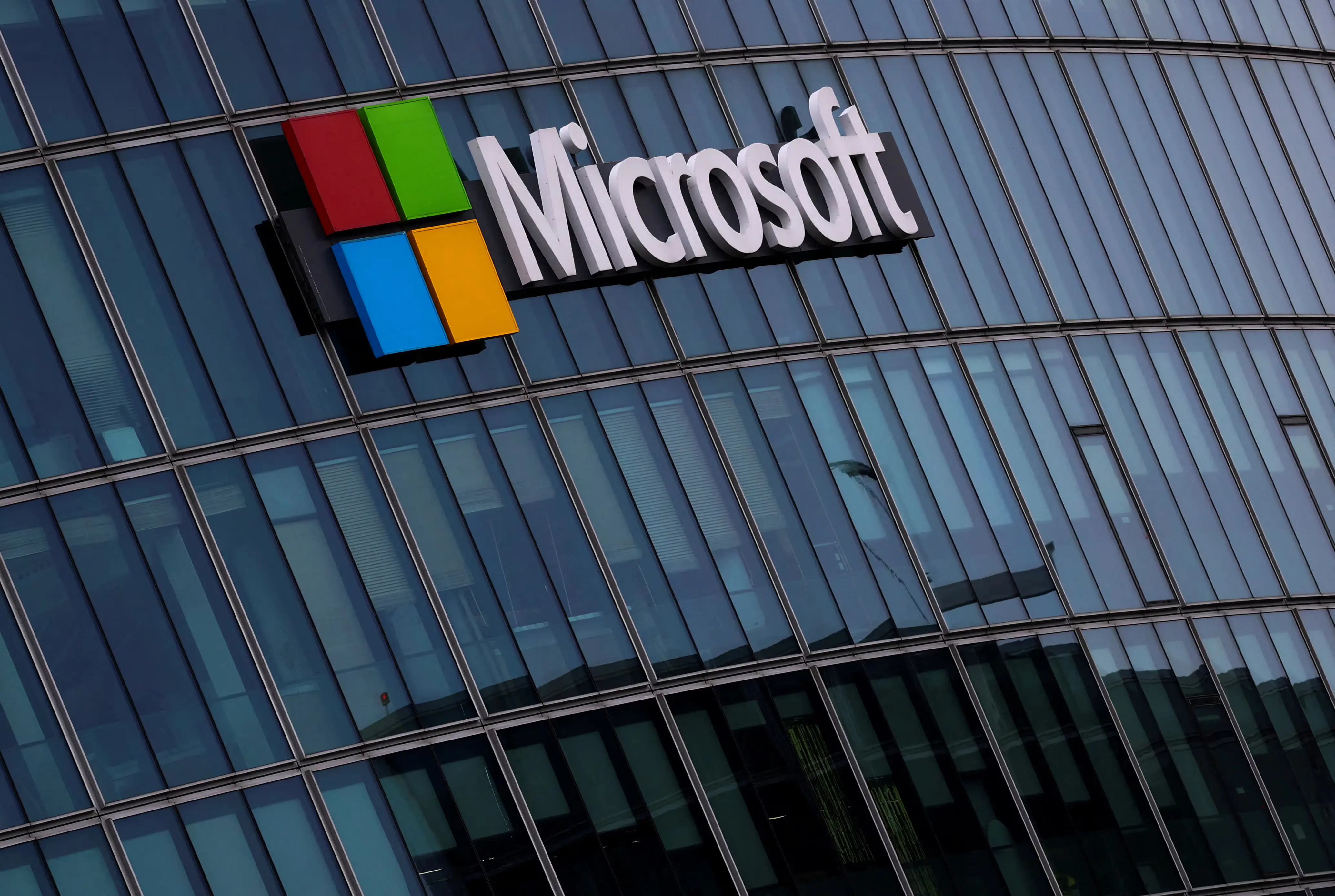 Lambda Raises $1.5B following massive Microsoft deal