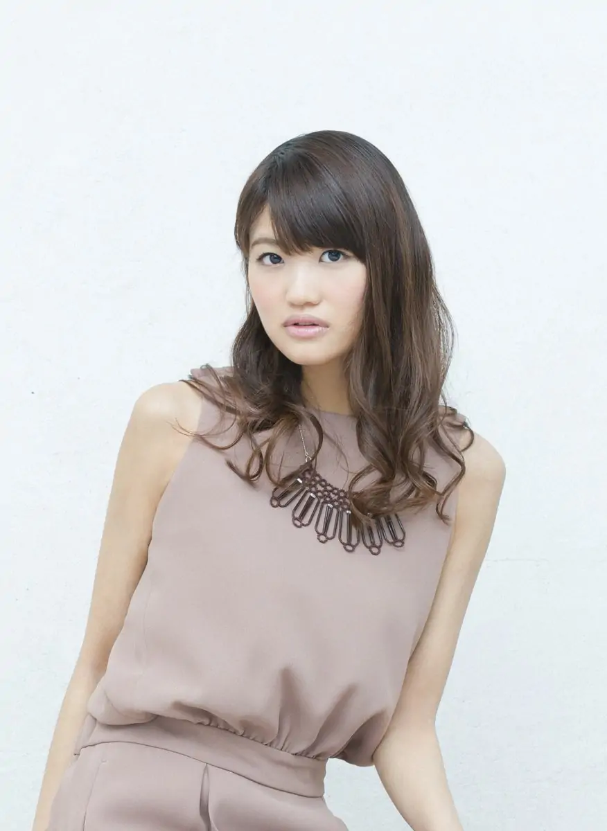 Saori Hayami claims top spot in ORICON's 2025 Seiyuu survey